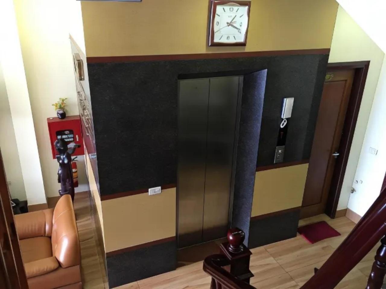 Hanoi Airport Premium Hotel