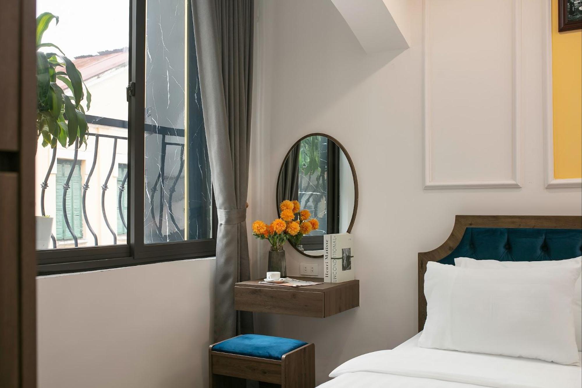 Hanoi Airport Premium Hotel